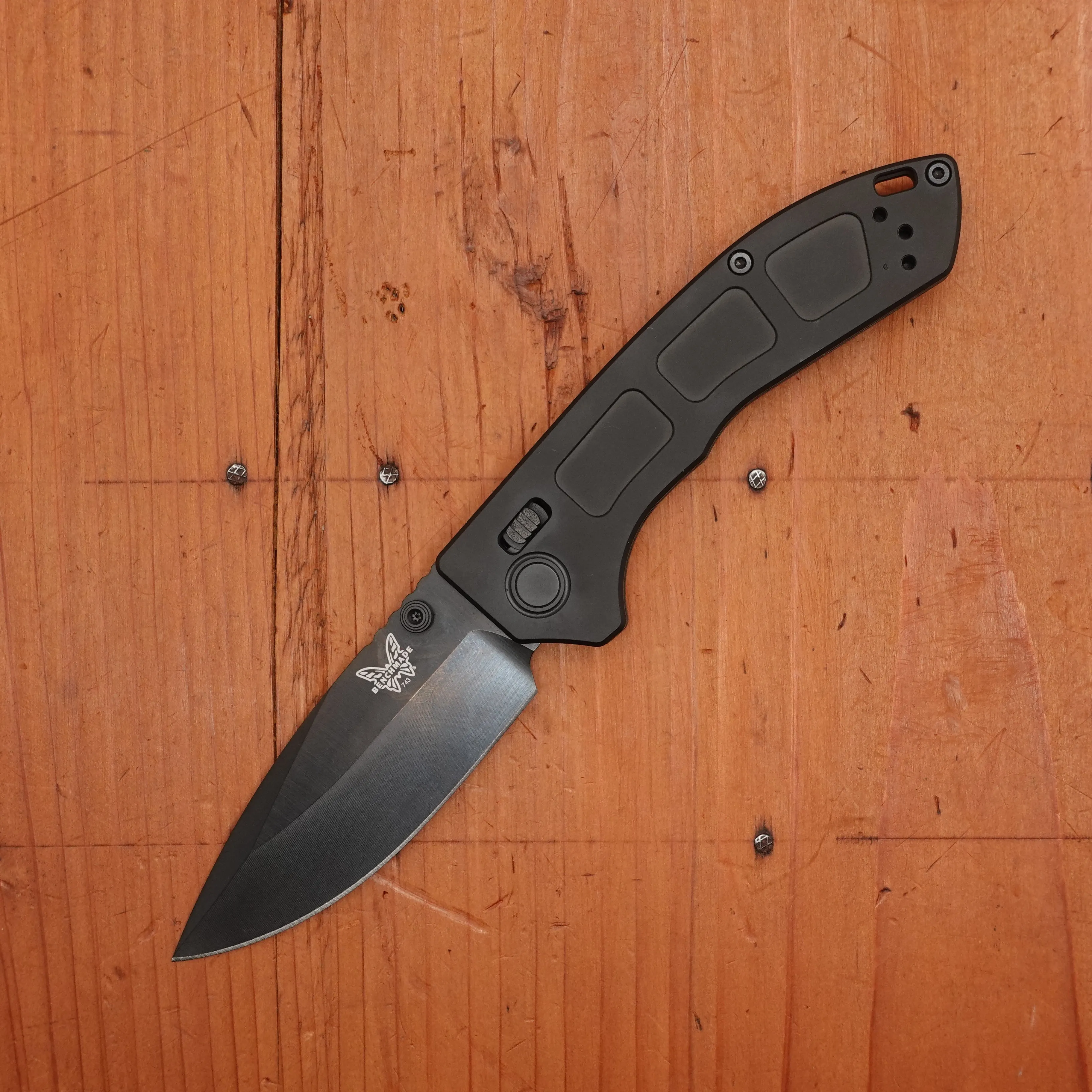 Benchmade 743BK-01 Mini Narrows Drop Point CPM-20CV AXIS Lock Black Titanium Handle