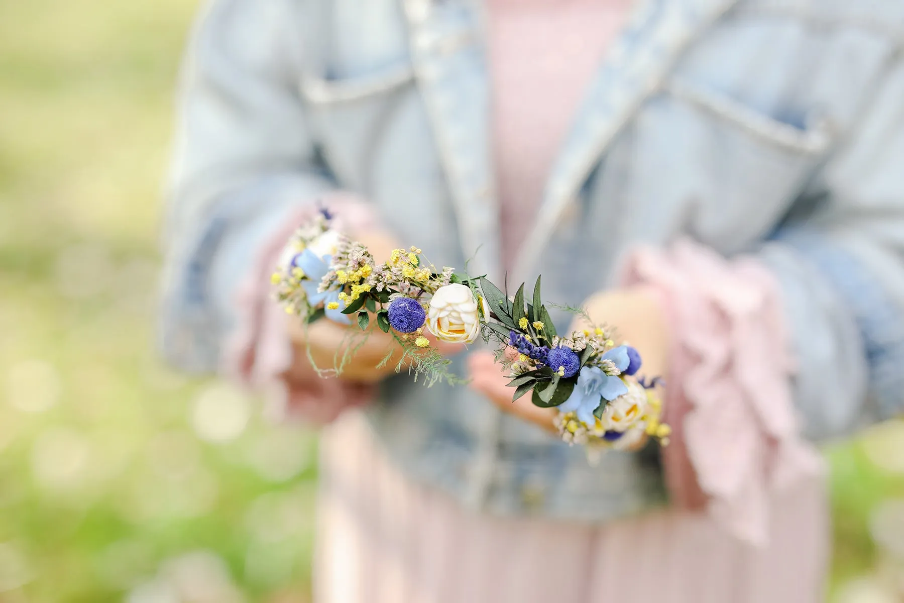 Blue and ivory bridal half wreath Peony crown for bride Natural headpiece Flower crown Handmade Long lasting crown Customisable Magaela