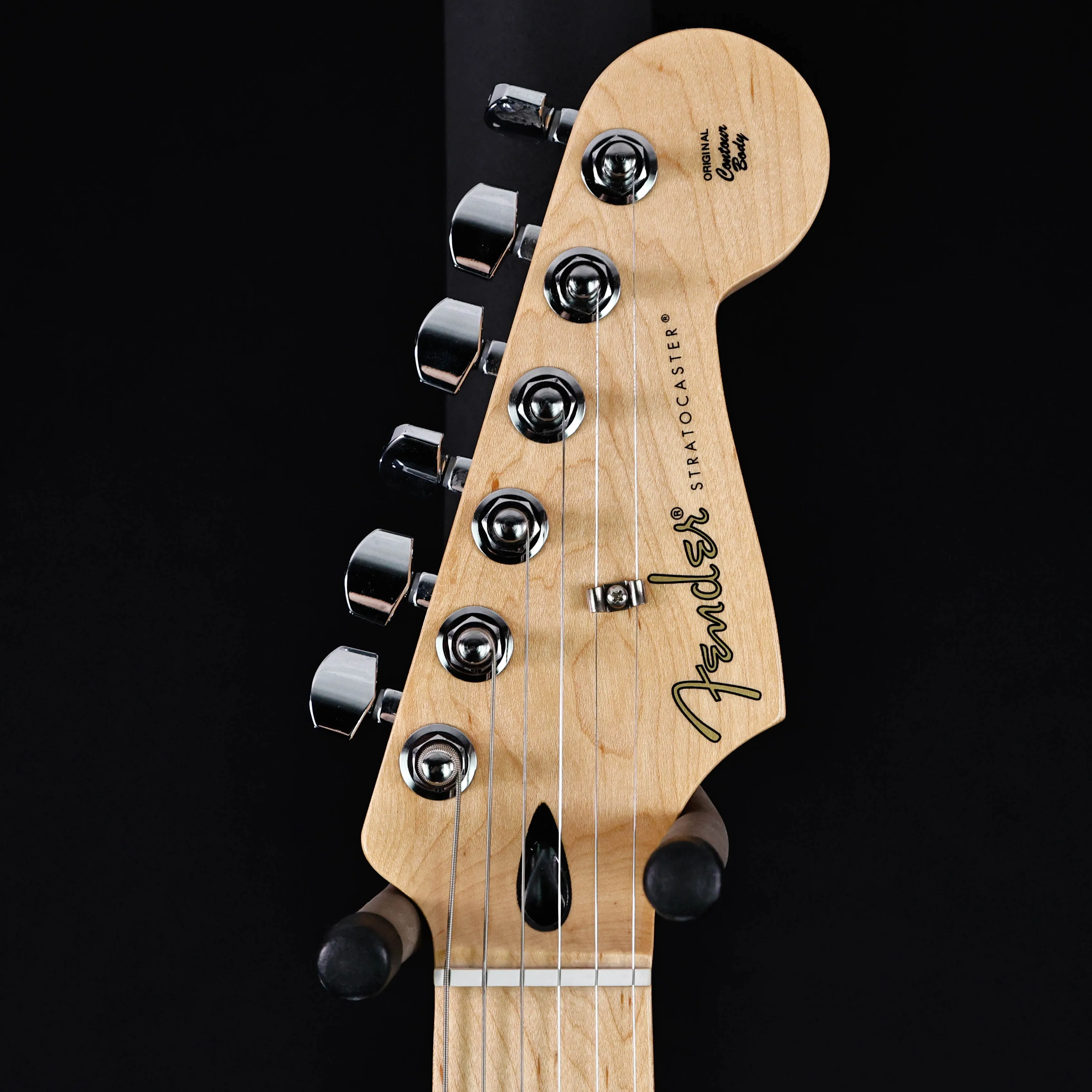 Fender Player Stratocaster HSS, Maple Fb, Black 7lbs 14.5oz