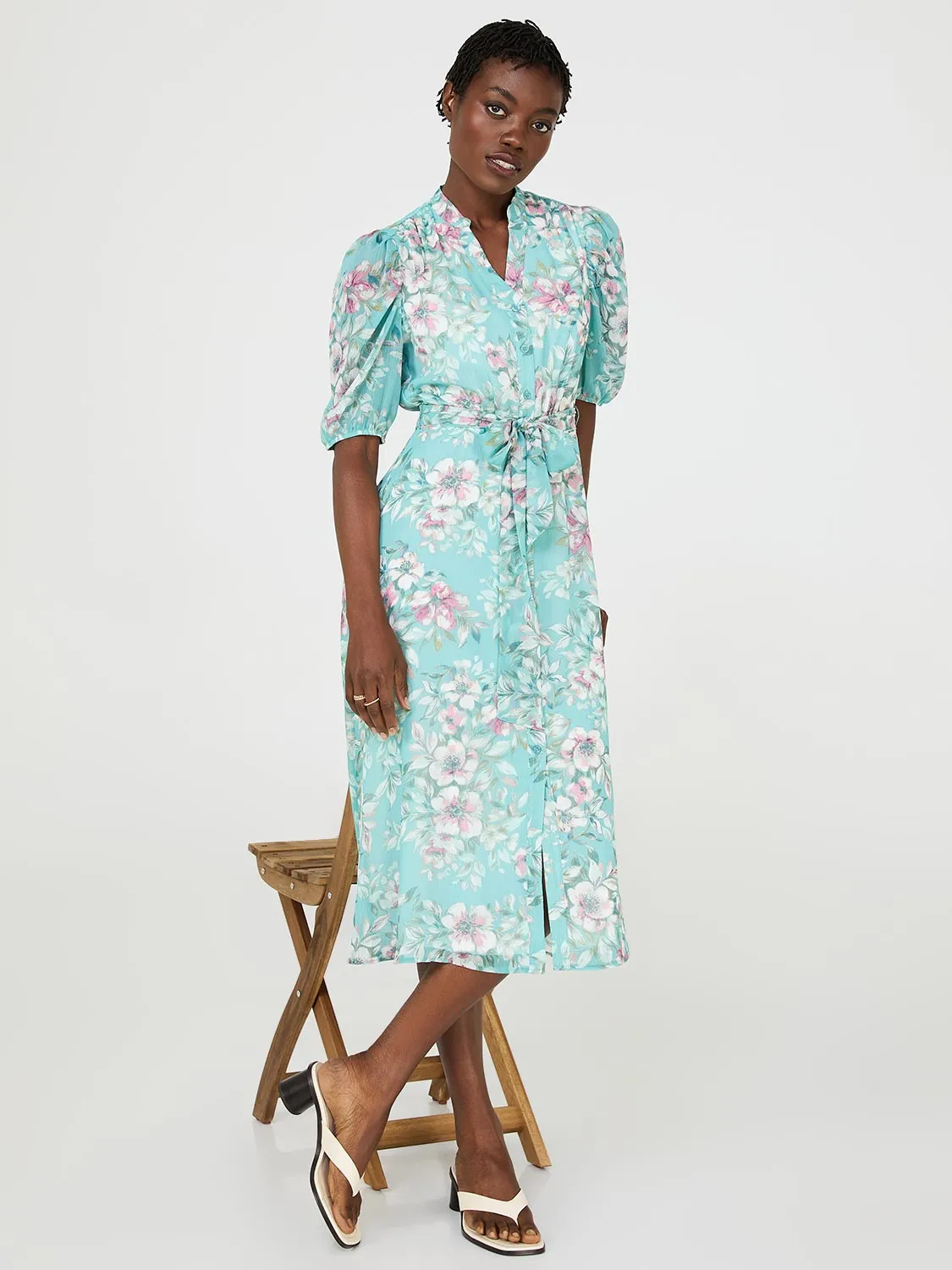 Floral Print Split Neck Dress With Balloon Sleeves