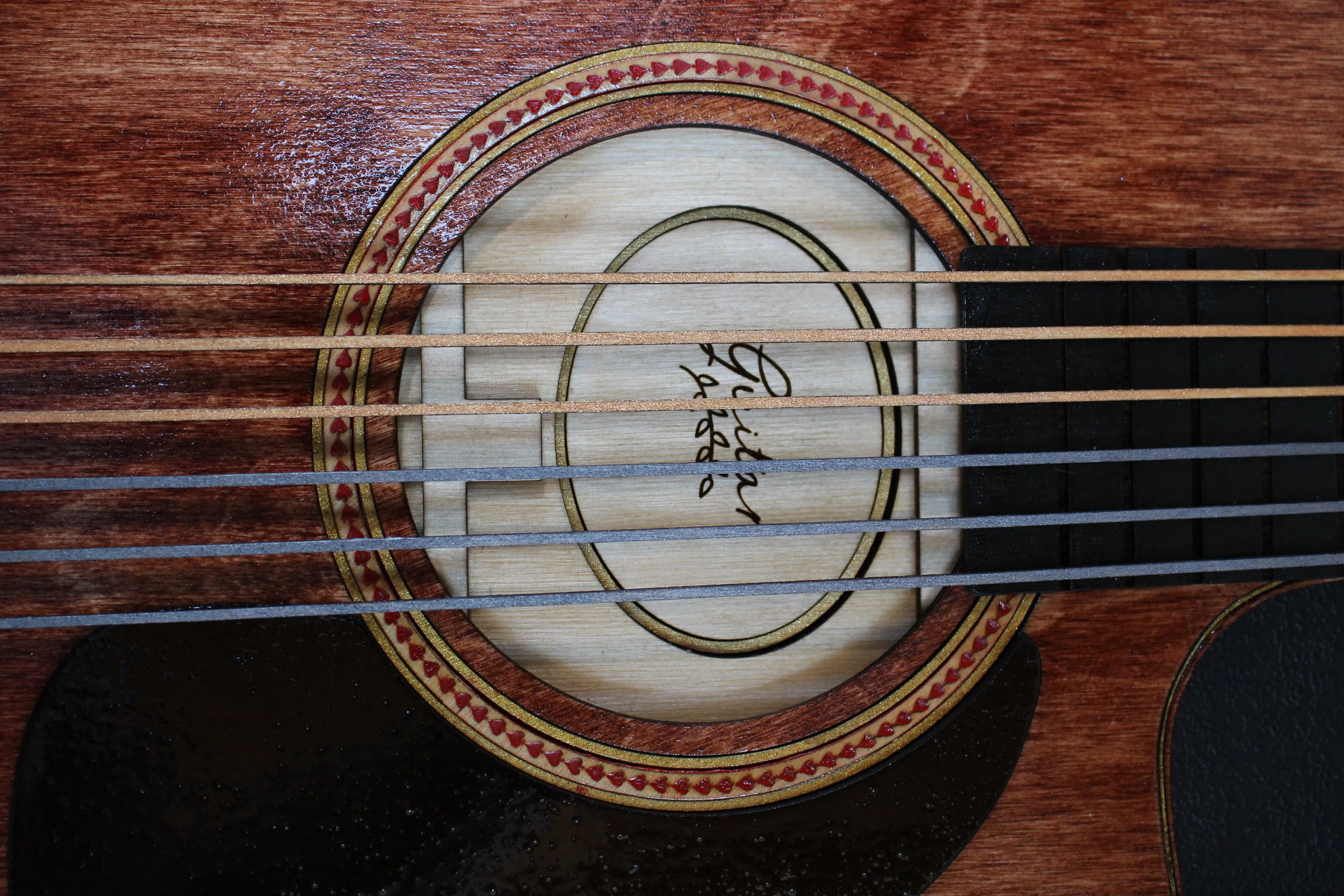 Framed laser-cut Guitar