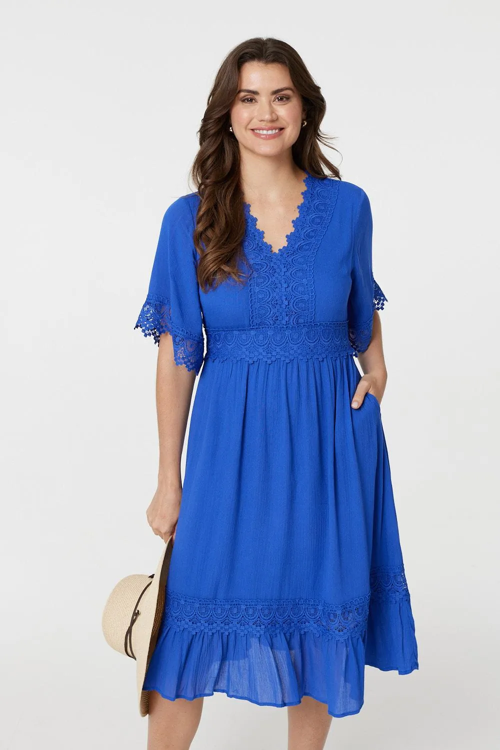 Lace Trim 3/4 Sleeve Midi Dress