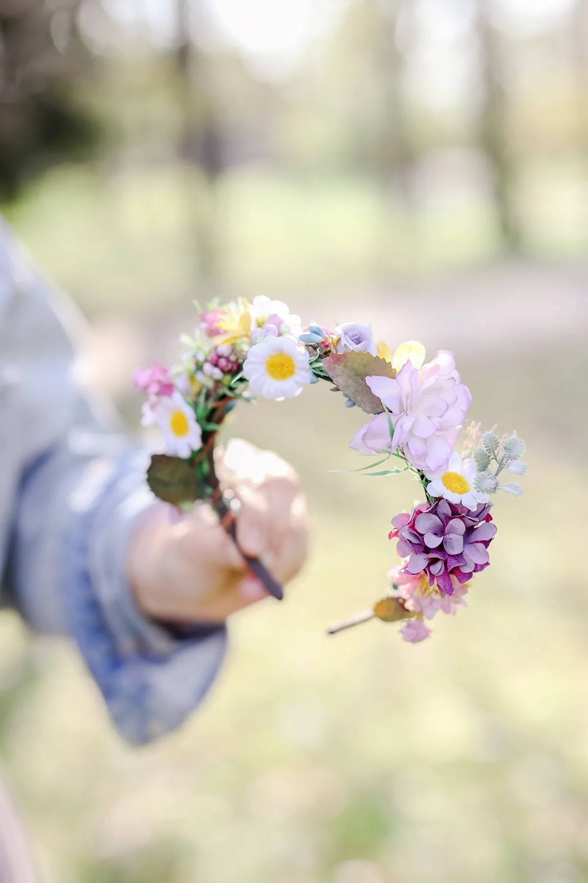 Meadow flower headband with daisies Wildflowers hairband Bridal headpiece Pastel accessories Summer flower headpiece Colourful Magaela