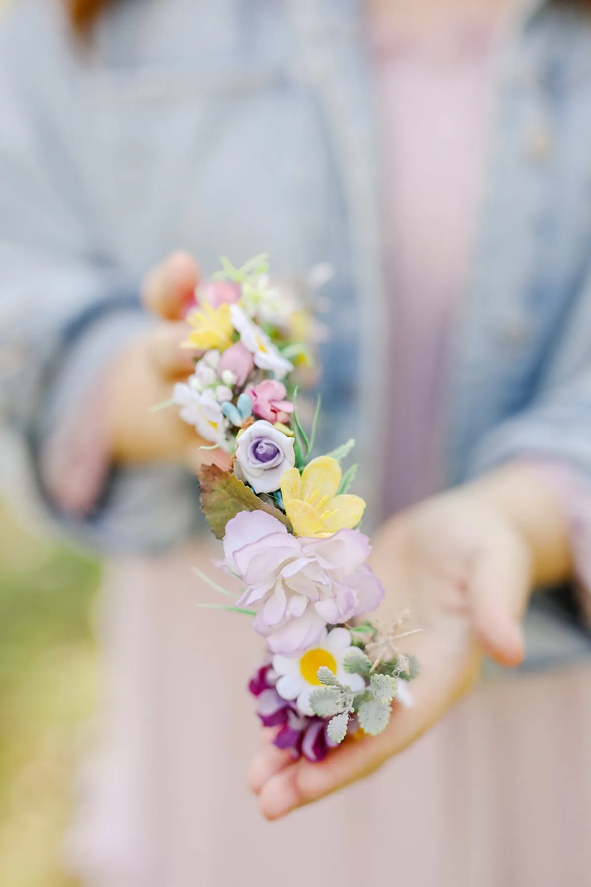 Meadow flower headband with daisies Wildflowers hairband Bridal headpiece Pastel accessories Summer flower headpiece Colourful Magaela