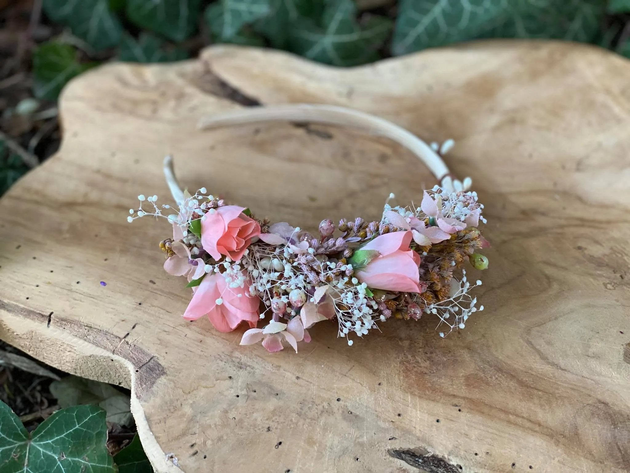 Pink wedding headband Flower hairband Handmade bridal headpiece Romantic headband Bush wedding Pale pink headband Magaela Hair accessories