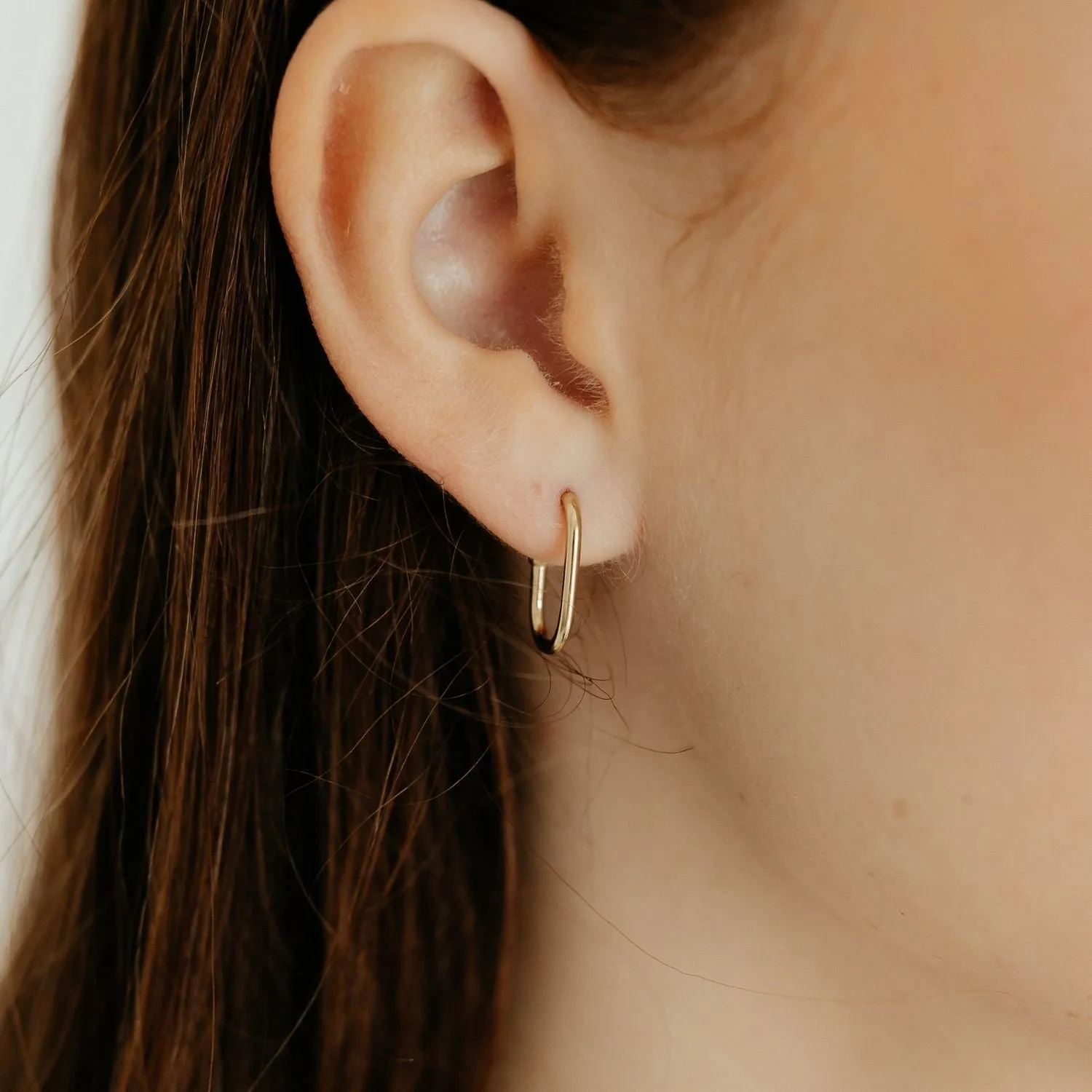 Roma Open Huggie Earrings (Gold)